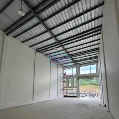 Dijual Gudang Lokasi Strategis Harga Bisa Nego di Karawang Barat Luas Tanah 324 m²