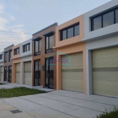 Dijual Gudang Lokasi Strategis Harga Bisa Nego di Karawang Barat Luas Tanah 324 m²