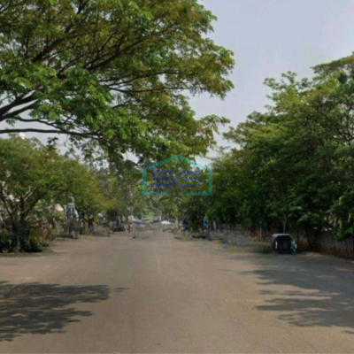 Dijual Gudang Pinggir Jalan Raya Karawang Barat Luas Bangunan   4076 m² Harga Bisa Nego