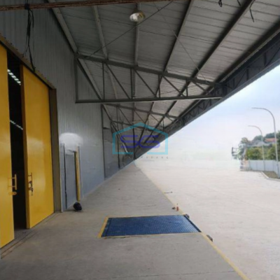 Disewakan Gudang Ada Loading Dock Luas Tanah 13005 m² di Cikarang Bekasi