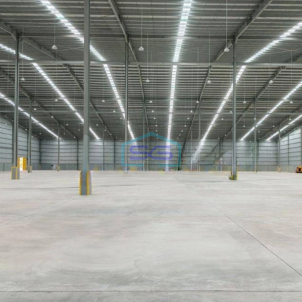 Disewakan Gudang Ada Loading Dock Luas Tanah 13005 m² di Cikarang Bekasi-1
