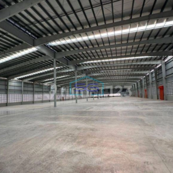 Disewakan Gudang Ada Loading Dock Luas Tanah 22431 m² di Kawasan Industri Delta Silicon Cikarang-2