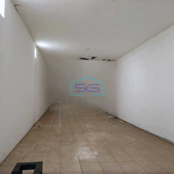 Disewakan Ruko 3 Lantai Luas Bangunan   175 m² Lokasi Malang-4