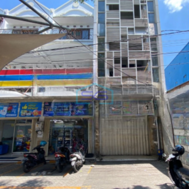 Disewakan Ruko 3 Lantai Lokasi Strategis di Lowokwaru Malang-1