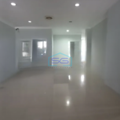 Disewakan Ruang usaha Luas Tanah 700 m² Lokasi Bebas Banjir di Karangpilang Surabaya-3