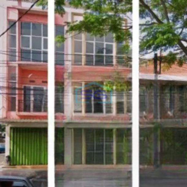 Disewakan Ruko Luas Bangunan 175 m² Lokasi Bebas Banjir di Dinoyo Malang-1