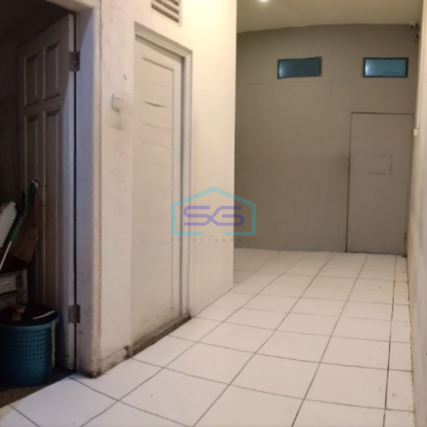 Disewakan Ruko 3 Lantai Luas Bangunan 155 m² Lokasi Strategis di Lowokwaru Malang-3