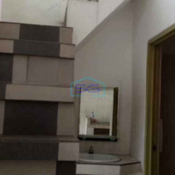 Disewakan Ruko Luas Bangunan 160 m² Lokasi Strategis di Blimbing Malang-3