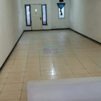 Disewakan Ruko Lokasi Strategis Luas Bangunan  268 m² di Klojen Malang