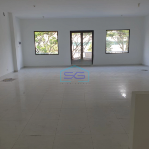 Disewakan Ruko 2 Lantai Luas Tanah  195 m² Lokasi Blimbing Malang-2