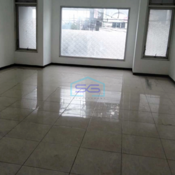 Disewakan Ruko Bagus 2 Lantai Luas Bangunan 178 m² Lokasi Klojen Malang-4