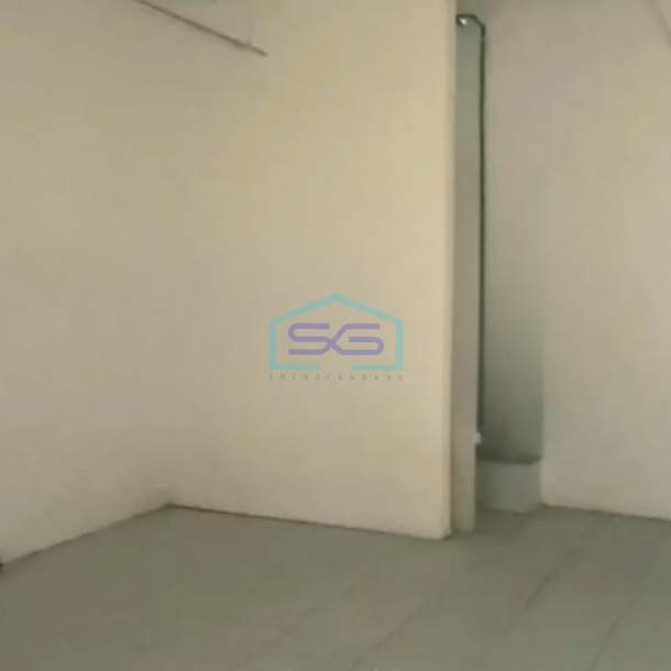 Disewakan Ruko Luas Bangunan  450 m²  Lokasi Klojen Malang-2