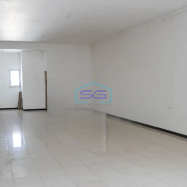 Disewakan Ruko 3 Lantai Luas Tanah 177 m² Lokasi Blimbing Malang-3