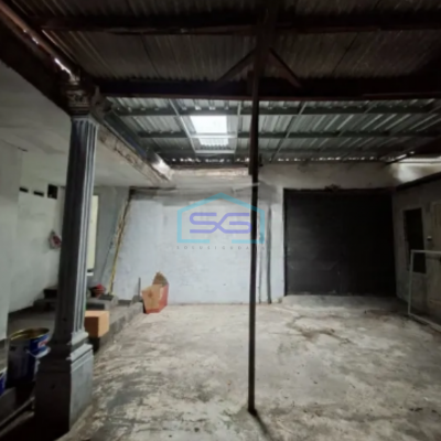 Dijual Ruang Usaha Bagus LB 300 m2 SHM Letjend Sutoyo Blimbing Malang Siap Huni