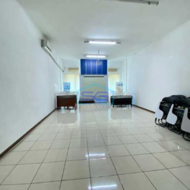 Dijual Ruko Bagus Siap Huni LB 225m2 SHM Dekat Terminal dan Stasiun Blimbing Malang-3