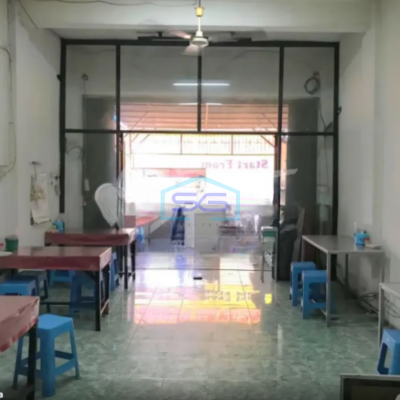 Dijual Ruko Strategis Pinggir Jalan 2 Lantai SHM Daerah Waru Sidoarjo Jawa Timur LB 225m2