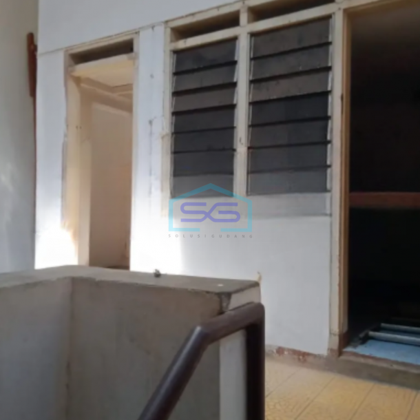 Dijual Ruko 2 Lantai Lokasi Bebas Banjir di Klojen Malang-1