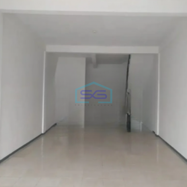 Disewakan Ruko 2 Lantai Luas Bangunan 166 m² Lokasi Sukun Malang-3