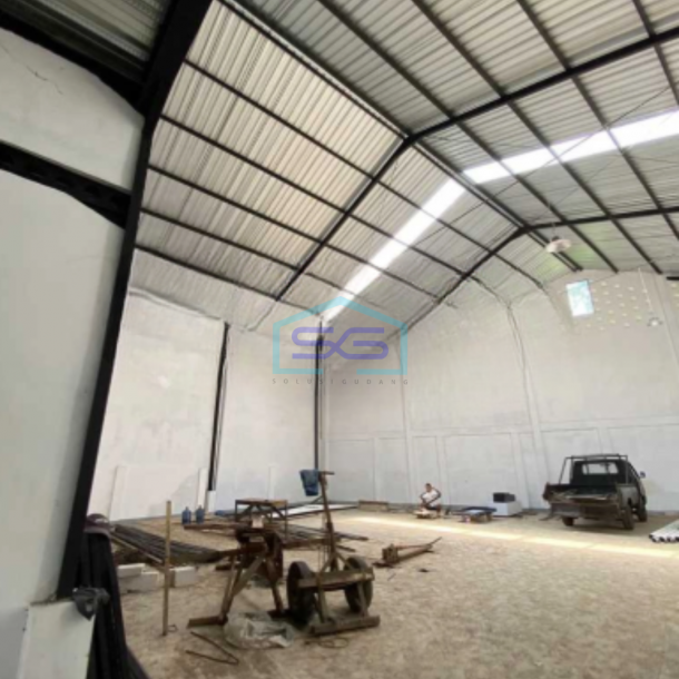 Disewakan Gudang Luas Bangunan  672 m² Lokasi Pakis Malang-2