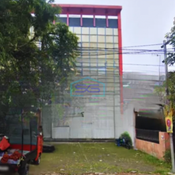 Disewakan Ruko 3 Lantai Luas Tanah  110 m² Lokasi Blimbing Malang-1