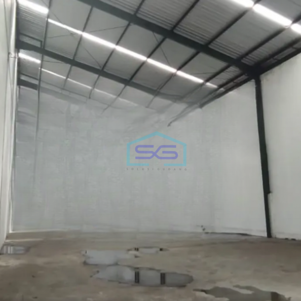 Disewakan Gudang Lokasi Bebas Banjir Luas Bangunan  414 m² di Blimbing Malang-3