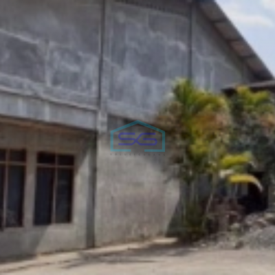 Dijual Gudang Luas Bangunan  856 m² di Tengah Kota Jebres Surakarta