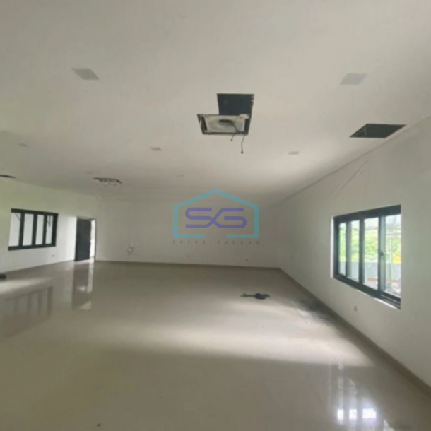 Dijual Gudang Bagus Luas Bangunan 4600 m² di Semarang Barat-3