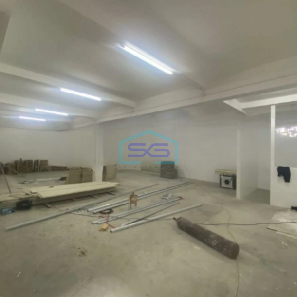 Dijual Gudang Bagus Luas Bangunan 4600 m² di Semarang Barat-2