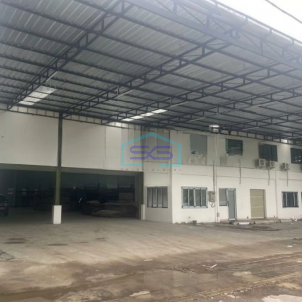 Dijual Gudang Bagus Luas Bangunan 4600 m² di Semarang Barat-1