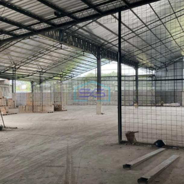 Disewakan Gudang Siap Pakai Luas Bangunan  1500 m² di Boja Kendal-1