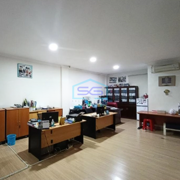 Dijual Cepat Ruko Gandeng 2 Lantai Kondisi Sudah Renov Di BSD City Tangerang Selatan LB 294m2-3