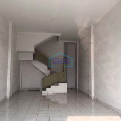 Dijual Cepat Ruko Gandeng Hadap Jalan Raya Di Tangerang Kota LB 275m2