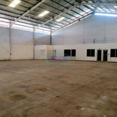 Disewakan Pabrik Ada Lift Barang Luas Bangunan 10000 m² di Cikupa Tangerang