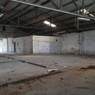 Dijual Gudang Bebas Banjir Luas Bangunan 500 m² Lokasi Strategis di Kebon Jeruk Jakarta Barat