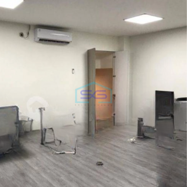 Dijual Cepat Gudang Ada Kantor Luas Tanah 600 m² di BSD Tangerang-3
