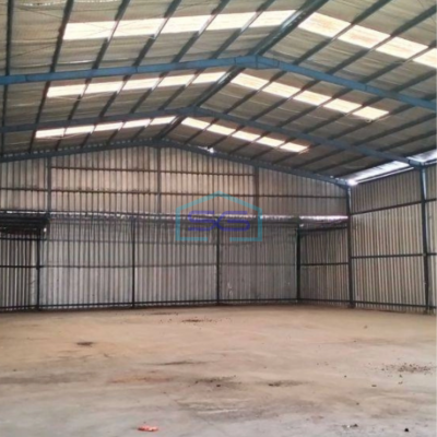Disewakan Gudang Ada kantor Luas Bangunan  1700 m² di Cisauk Tangerang-2