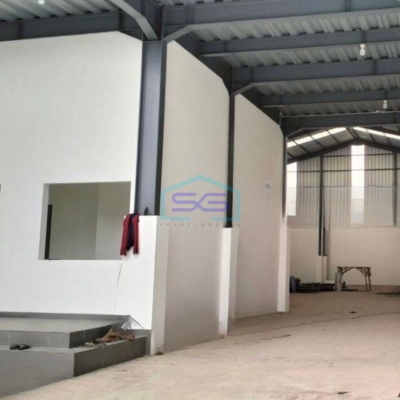 Dijual Gudang Baru Luas Bangunan  715 m² di Cipondoh Tangerang