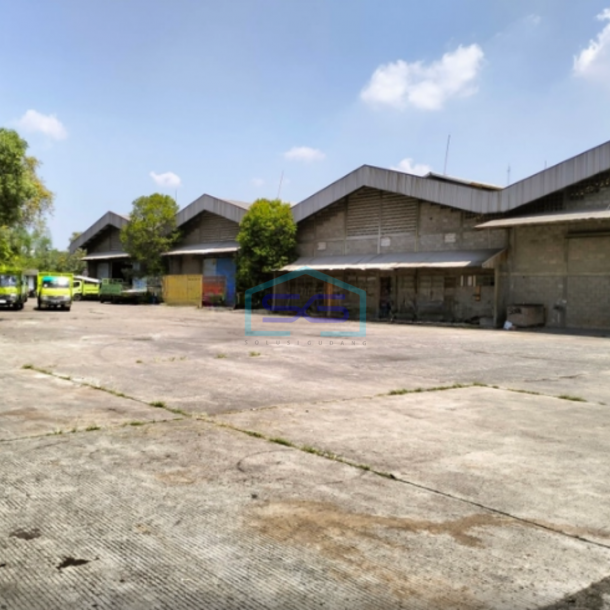 Disewakan Gudang Komersial Bagus LB 5000m² di Jl Imam Bonjol Karawaci Tangerang-1