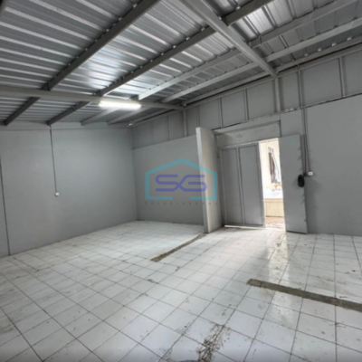 Disewakan Gudang Bagus Luas Bangunan 600m² di Legok Tangerang