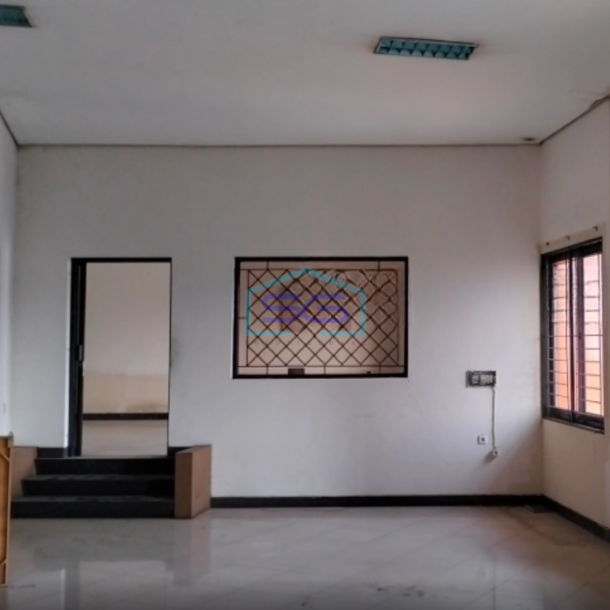 Disewakan Gudang Bagus Luas Bangunan 1200m² Di Meruya Jakarta Barat-3