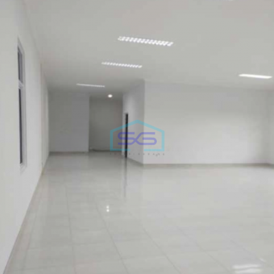 Disewakan Gudang Bagus Luas Bangunan 800m2 di Alam Sutra Serpong Tangerang Selatan