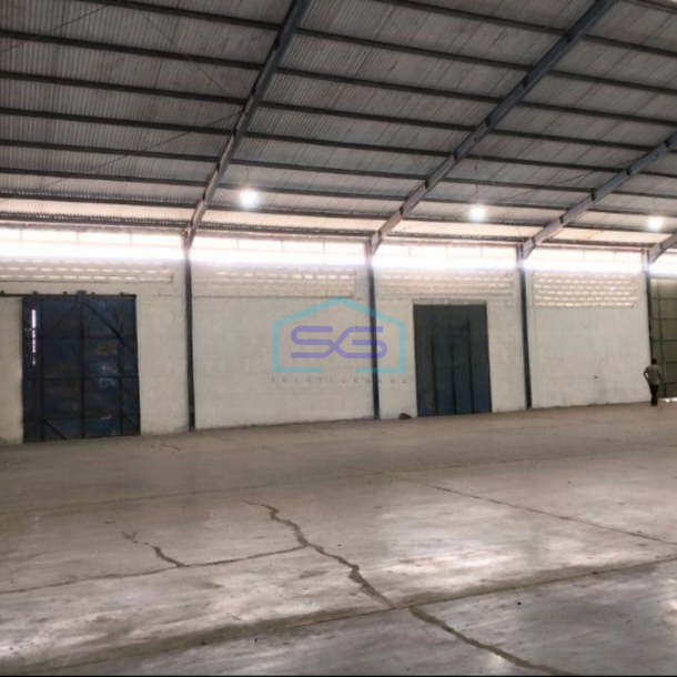 Disewakan Gudang Lokasi Strategis di Balaraja Tangerang Luas Bangunan  1242 m²-2