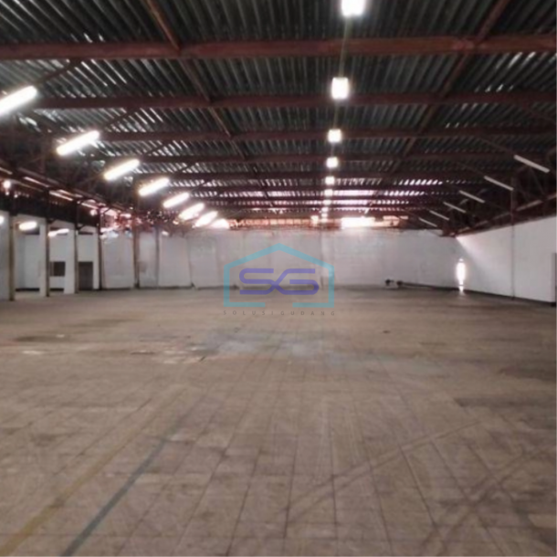 Disewakan Gudang Lokasi Strategis di Cikokol Tangerang Luas Bangunan 1500 m²-1