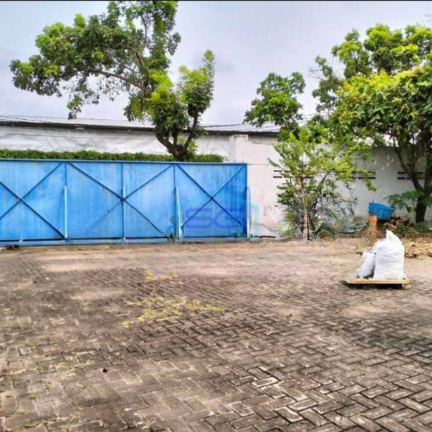 Disewakan Gudang Lokasi Strategis Luas Tanah 7000 m² di Periuk Tangerang-1