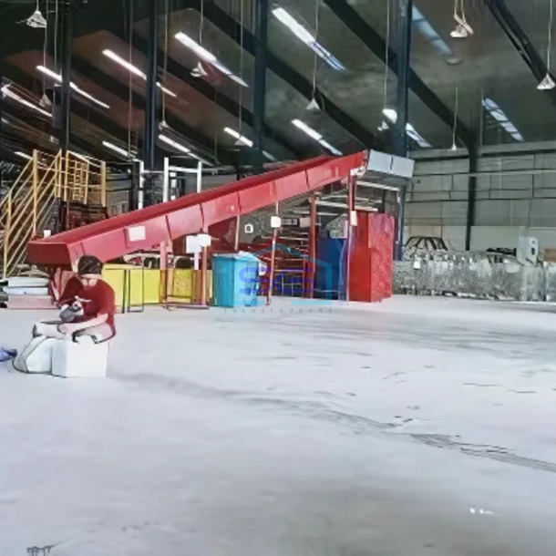 Disewakan Gudang bonus lahan kosong di Jatiuwung Tangerang-3
