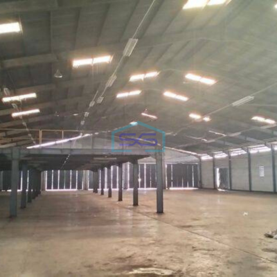 Disewa Gudang Bagus LB 2500 m² di Jl MH Thamrin Raya Tangerang