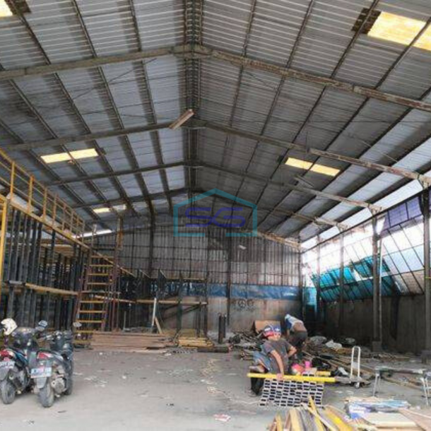 Disewa Gudang Bagus LB 800 m² di Jl Raya Diklat Pemda Legok Tangerang-1