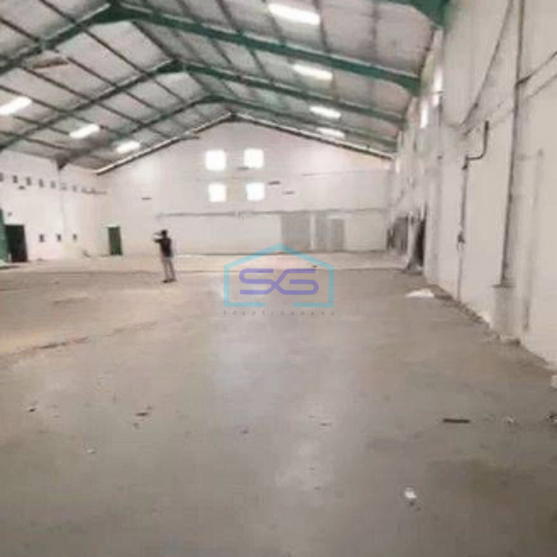 Disewakan Gudang Ada Kantor, Mess di Daerah Cinere Depok LT 2500m2-1