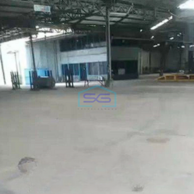 Disewakan Gudang Ada Kantor ex Karoseriwan di Cibinong Bogor Luas Tanah 4800m2