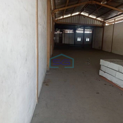 Disewakan Gudang Masuk Container 40 Ft Luas Bangunan 2023m2 Bogor-4